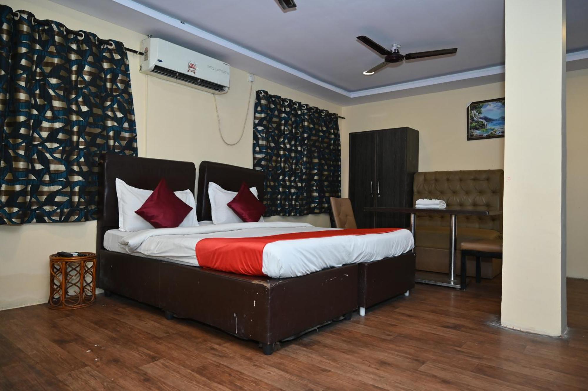 היידראבד Hotel Ankitha Grand מראה חיצוני תמונה